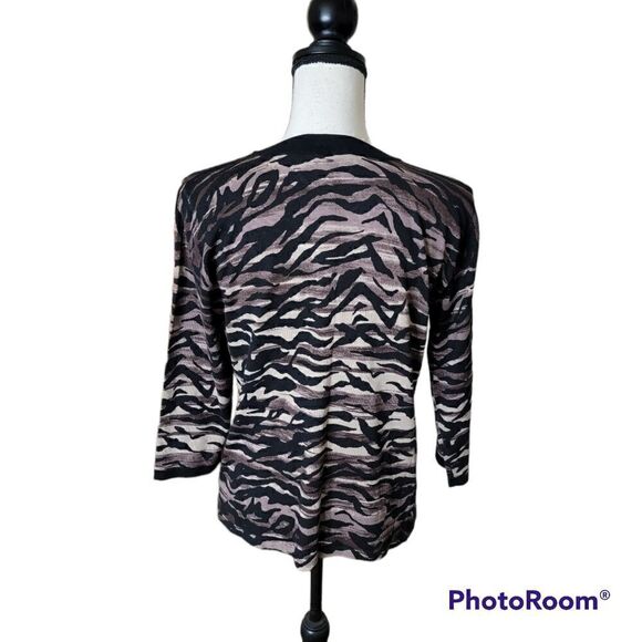 Chico's Bejeweled Animal Snap Front Cardigan. NWT. Size 1. - Picture 4 of 8